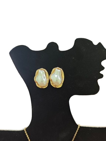 Κολιέ με Ακανόνιστο Μαργαριτάρι & Χρυσή Λεπτομέρεια (Σετ) - Image 5