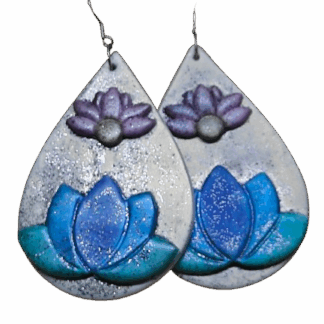 Σκουλαρίκια Δάκρυ με Λωτό από Πολυμερή Πηλό – Χειροποίητo