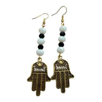 Σκουλαρίκια Χάμσα με μαύρες και λευκές γυάλινες χάντρες