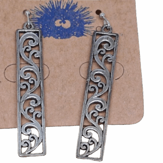 Σκουλαρίκια ασημένιο κέντημα με μακρόστενο διάτρητο σχέδιο