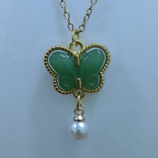 Κολιέ Πεταλούδα με Νεφρίτη & Μαργαριτάρι – Χειροποίητο