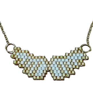 κολιέ φτερά αγγέλου miyuki με λευκές και χρυσές χάντρες