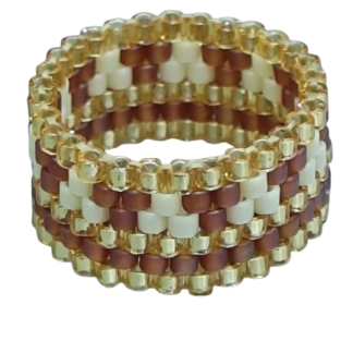 Δαχτυλίδι Miyuki Peyote σε χρυσές, ιβουάρ και κεραμιδί αποχρώσεις, με χάντρες Delica σε σταθερή υφή.