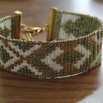 χειροποίητο miyuki loom bracelet με γεωμετρικό μοτίβο