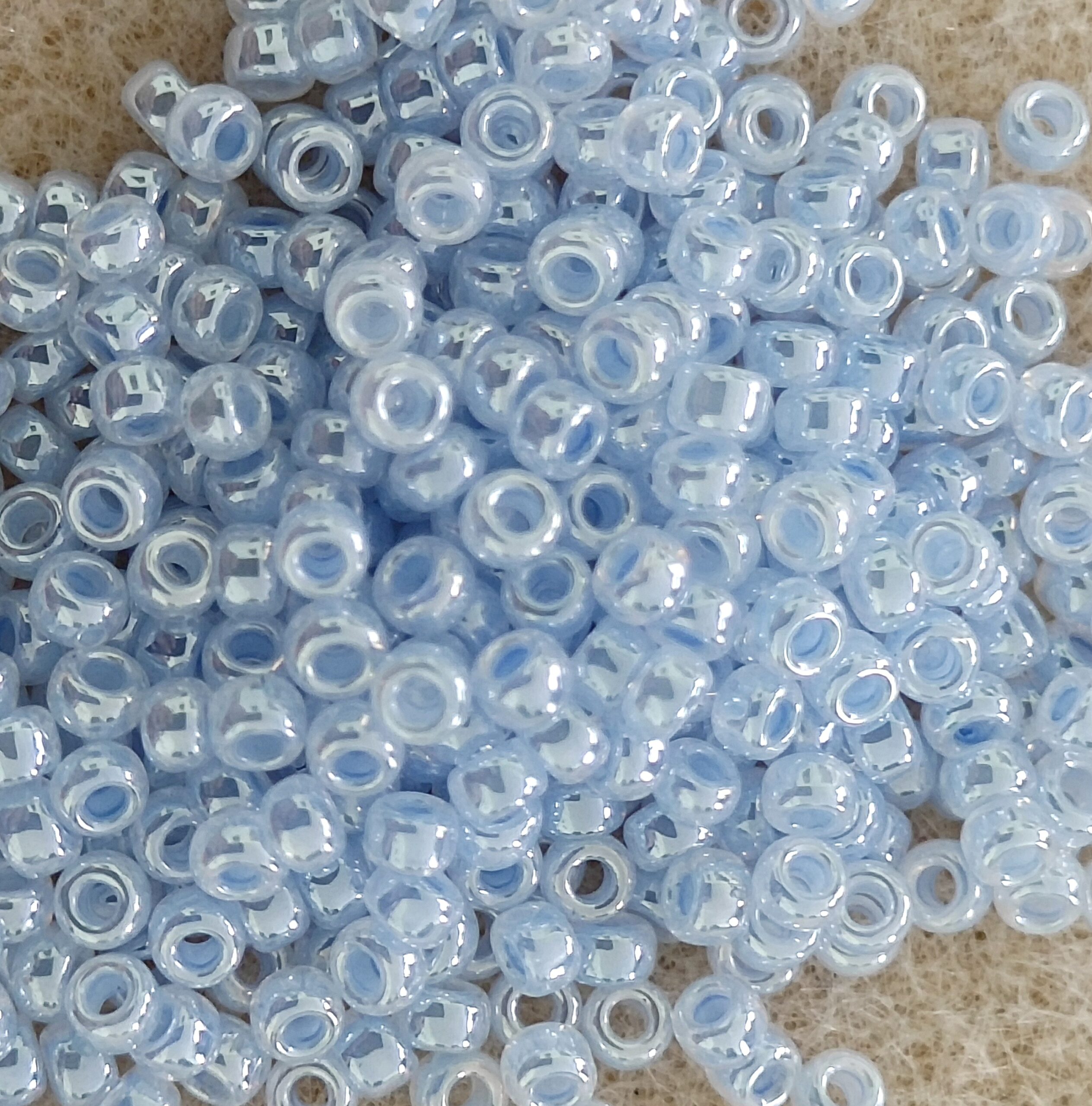 Miyuki Round Rocailles 11/0 Ιαπωνικές χάντρες MR11/524 Sky Blue Ceylon