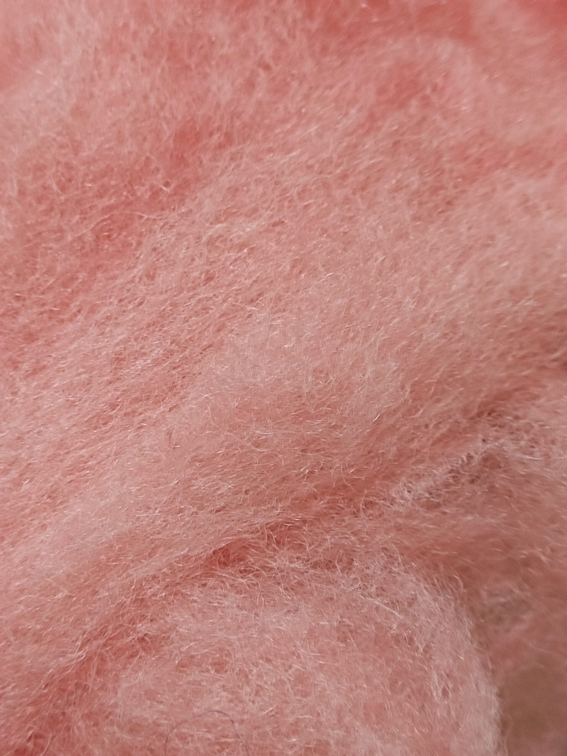 Λαναρισμένο μαλλί Merino 5g σε απαλό σομόν χρώμα για Needle Felting